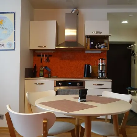 Cozy Telliskivi Apartment Near City Centre Tallinn Exterior photo