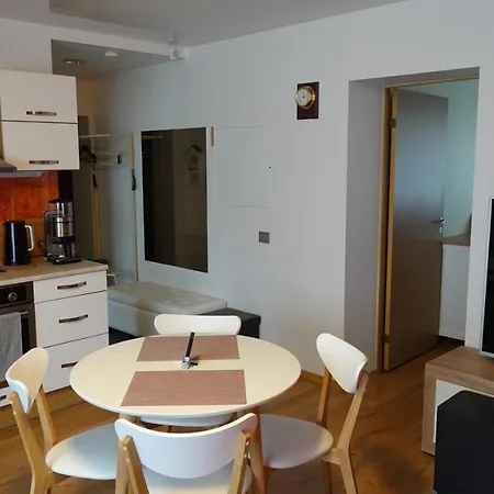Cozy Telliskivi Apartment Near City Centre Tallinn Exterior photo
